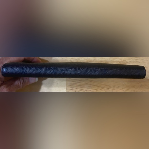 Kate Spade EUC Stacy Laurel Way Black Saffiano Leather Large Slim Bifold Wallet - Picture 5 of 11